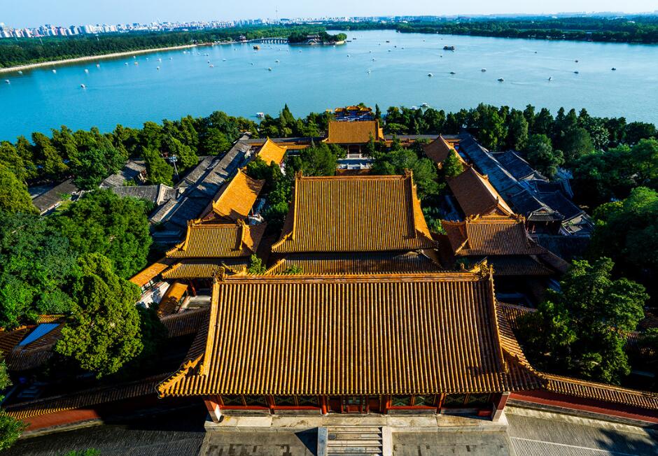 Private Walking Tour to the Summer Palace