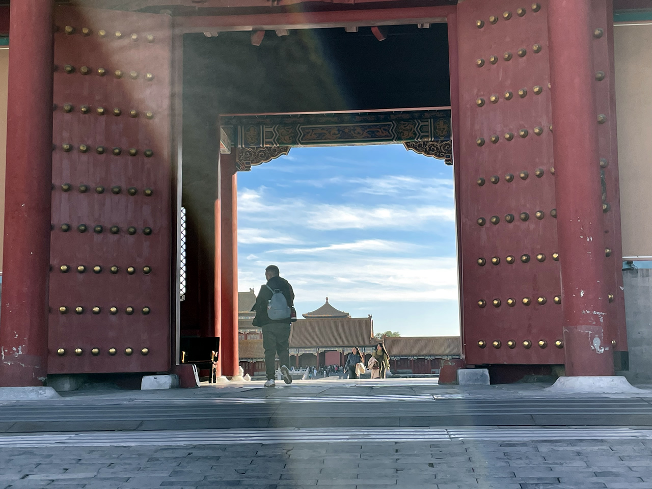 Can I buy tickets to the Forbidden City on the day of my visit?(pic1)